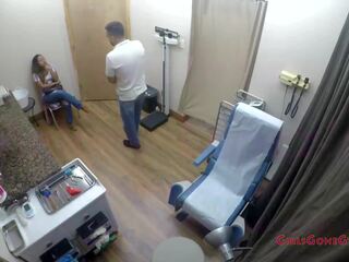 Kulay-balat latina napahiya bilang asawang lalake watches doctor‘s. | xhamster