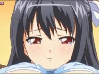 Dögös anime szajha tart egy kövér fasz